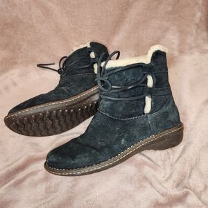 UGG Winter Snow Boots Womens  Leather Shearling Lined Round Toe Wedge 3335 9